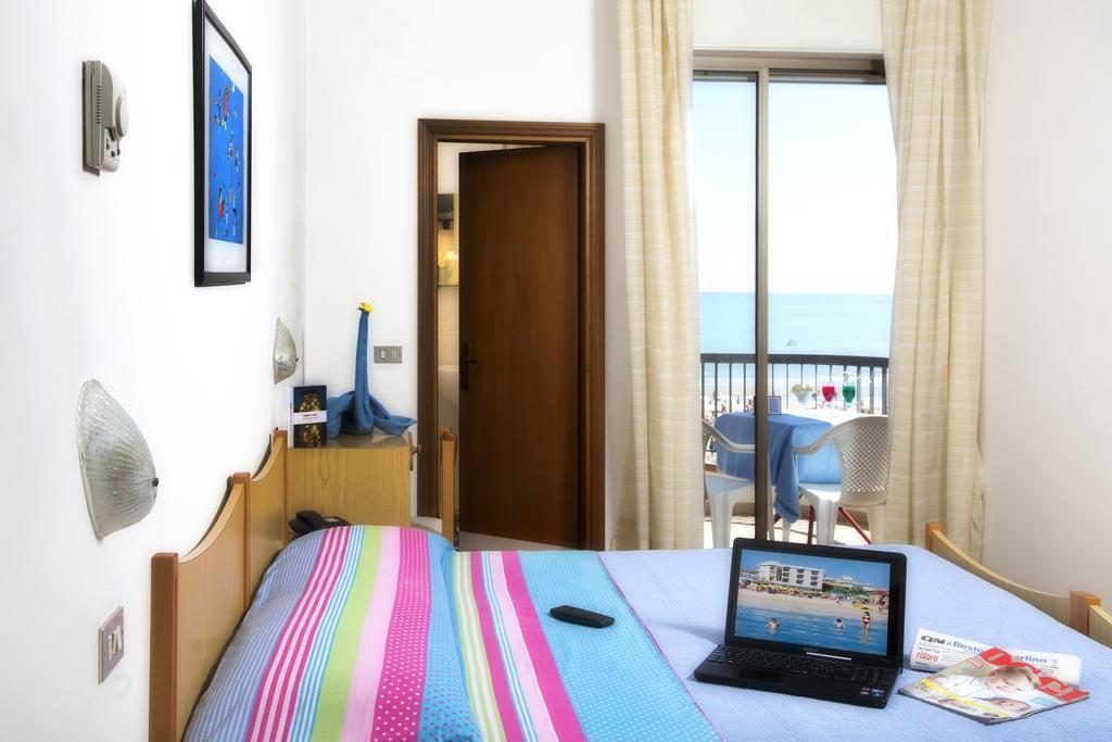 Hotel Usa Rimini Room photo